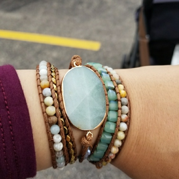 NATURAL AMAZONITE STONE & GLASS BRACELET - Picture 2 of 4